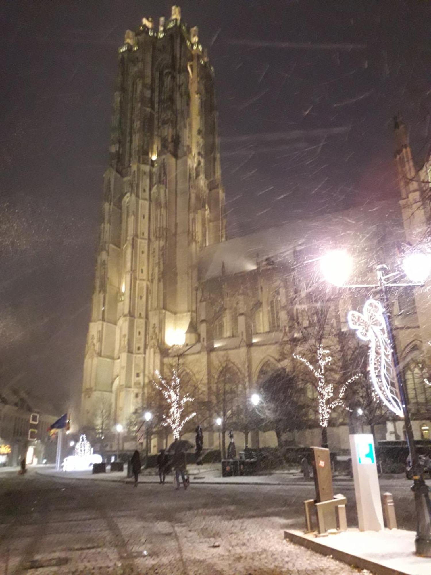 Het Maelslot Apartment Mechelen Luaran gambar